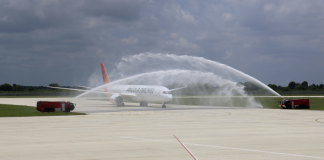 TAAG Angola Airlines Welcomes First Boeing 787-9 Dreamliner