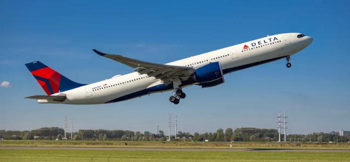 Image-Delta-Air-Lines-plane-taking-off.-Photo-Cred