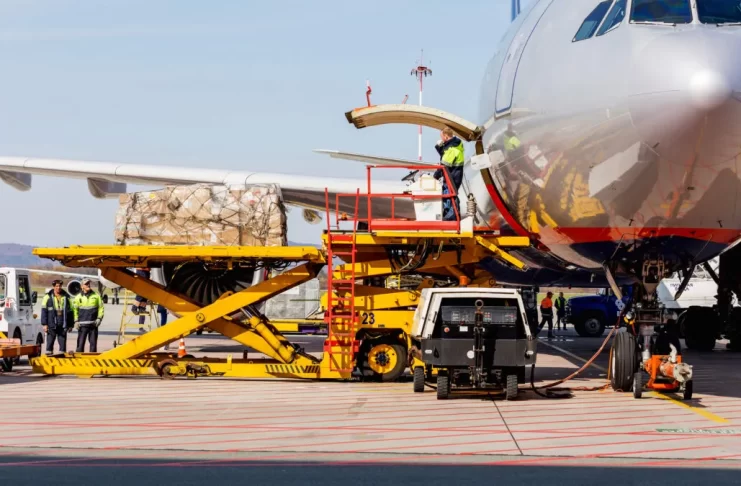 Global Air Cargo Demand Rises 4% in April Despite Middle East Disruptions