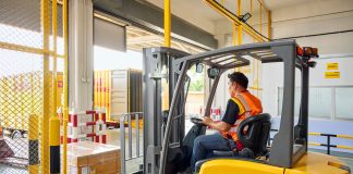 DHL Expands Heavy Cargo Service