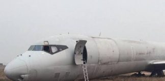 55-Year-Old DC-8 Freighter Runs Off Runway in Kinshasa